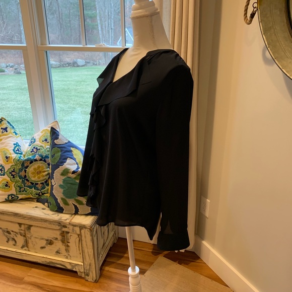 Banana Republic Ruffle Front Blouse - Picture 3 of 4